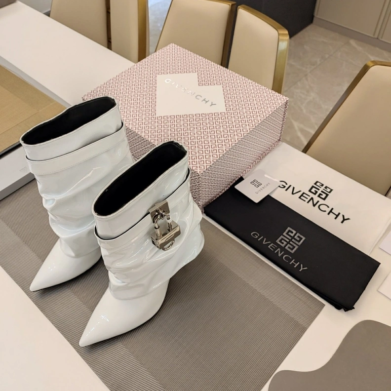 Timeless Gxvxnchy Boots 151795