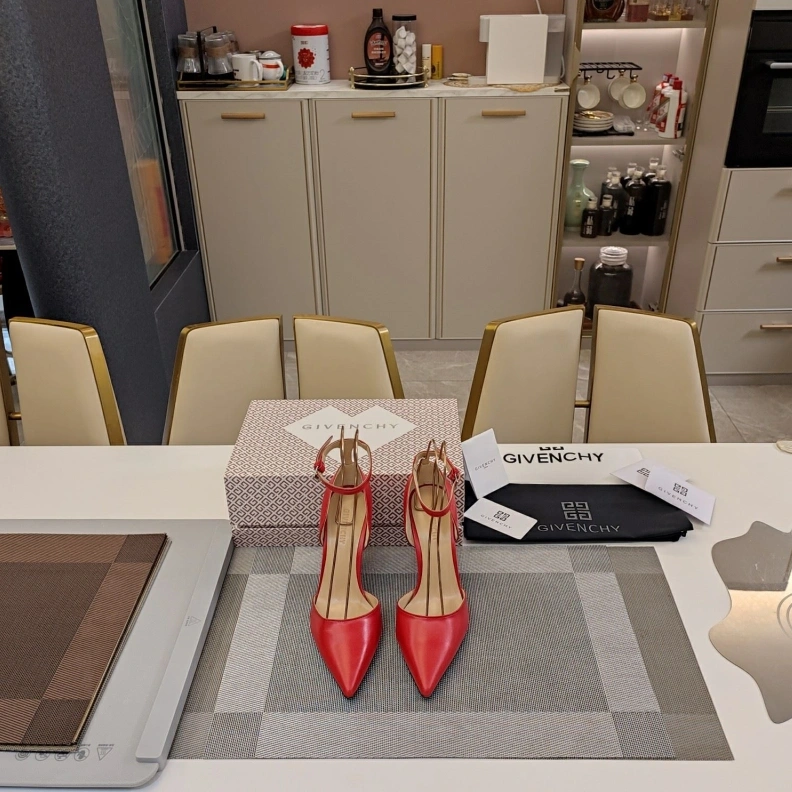 Trendy Gxvxnchy High Heels 151790