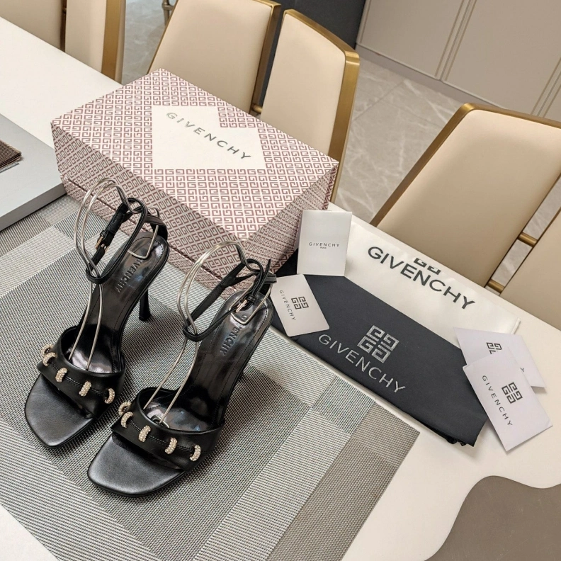 Gxvxnchy High Heels Practical 151784