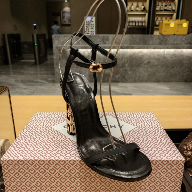 Gxvxnchy High Heels Sleek 151779
