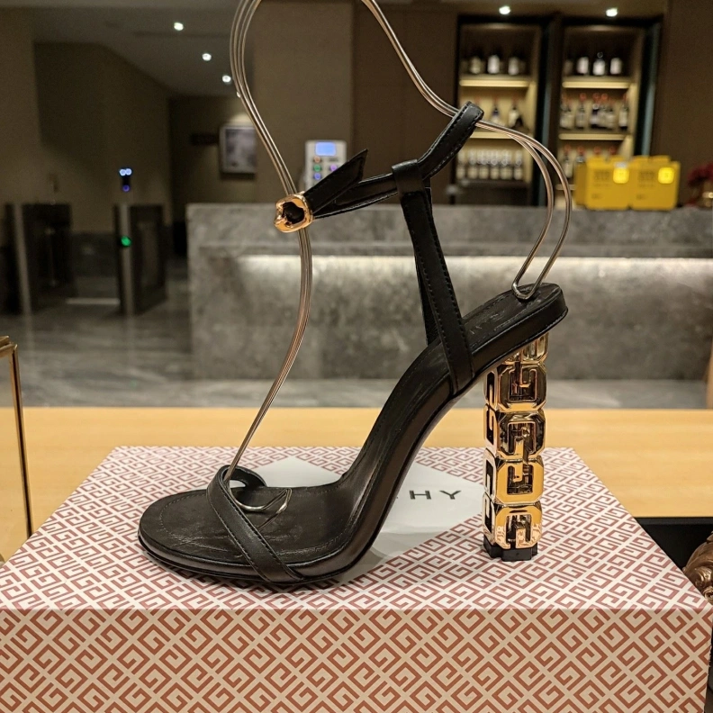 Gxvxnchy High Heels Sleek 151779