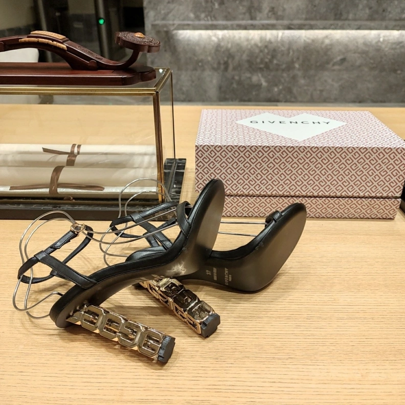 Gxvxnchy High Heels Sleek 151779