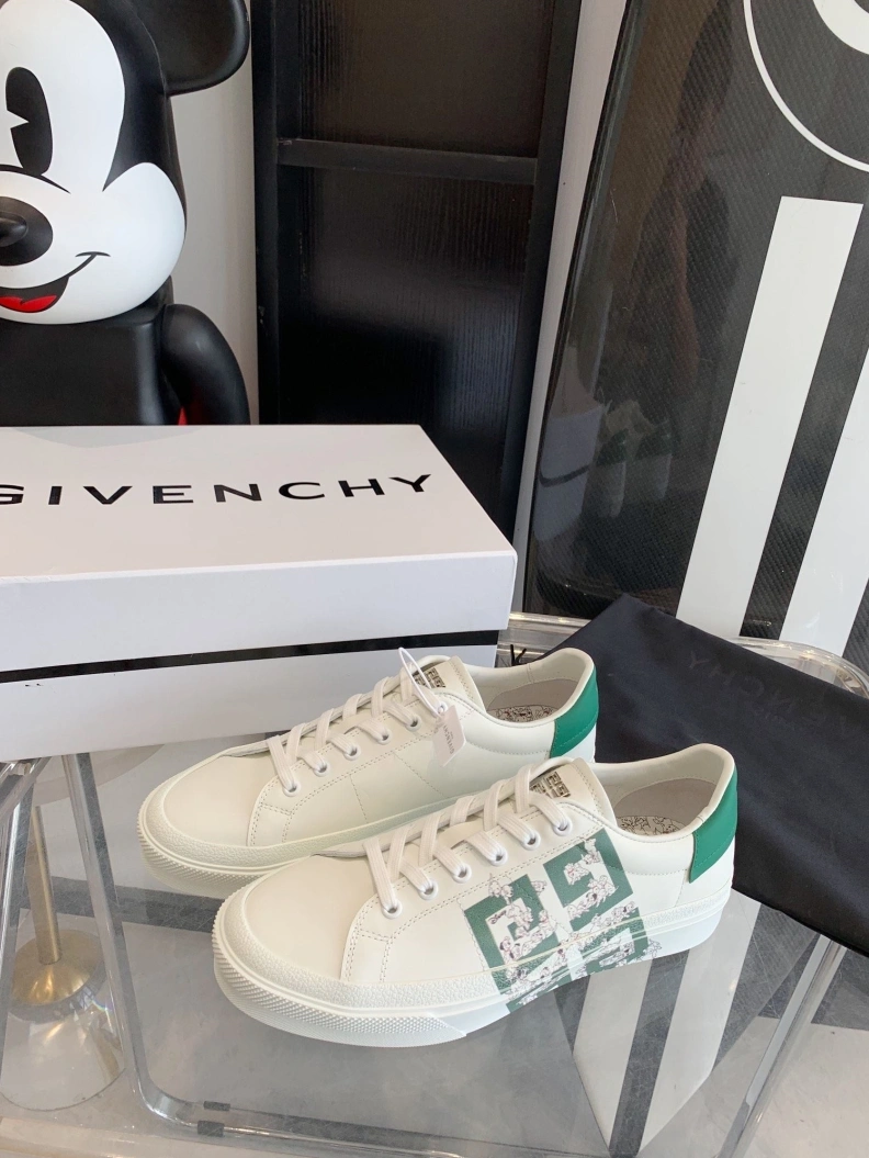 Gxvxnchy Sneakers SportInspired 151760