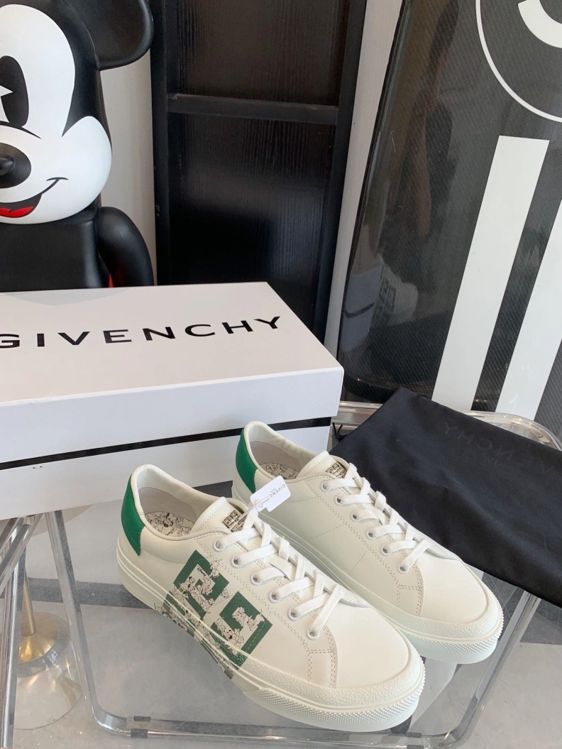 Gxvxnchy Sneakers SportInspired 151760