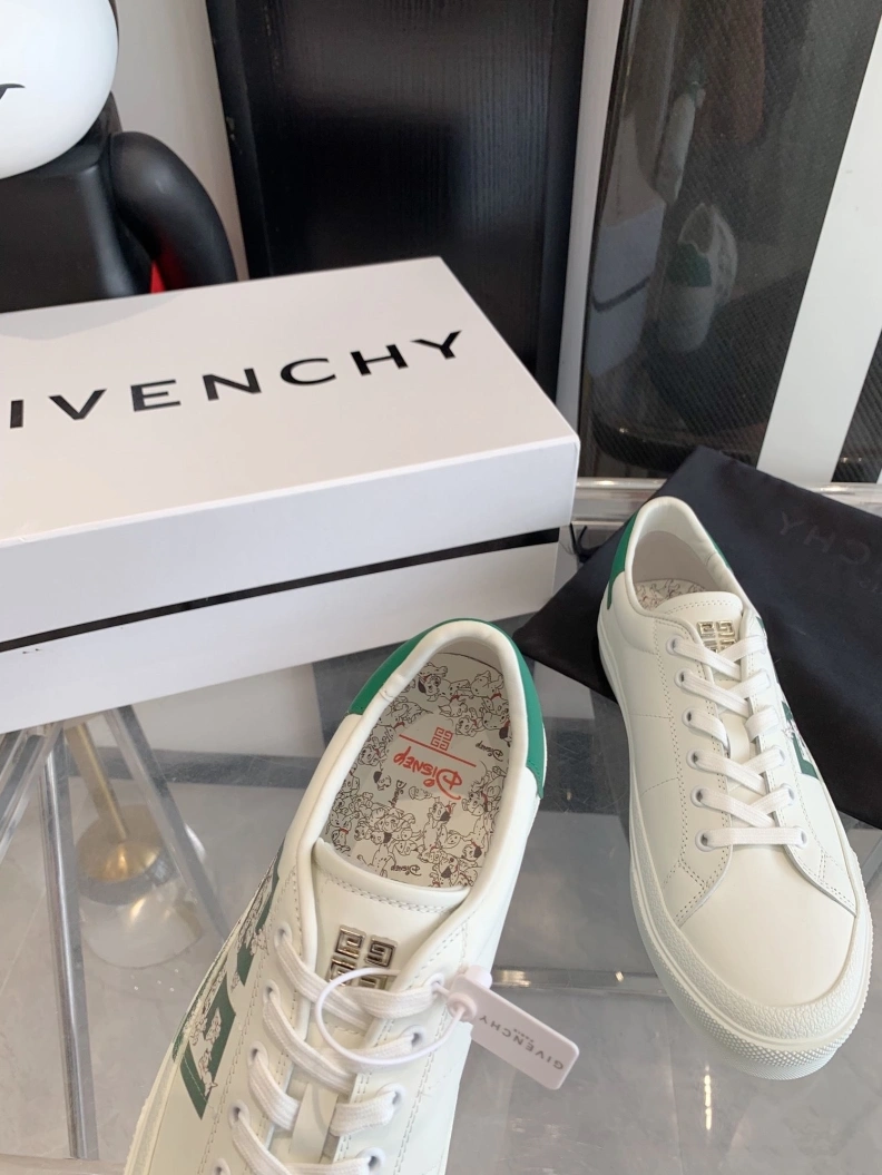 Gxvxnchy Sneakers SportInspired 151760