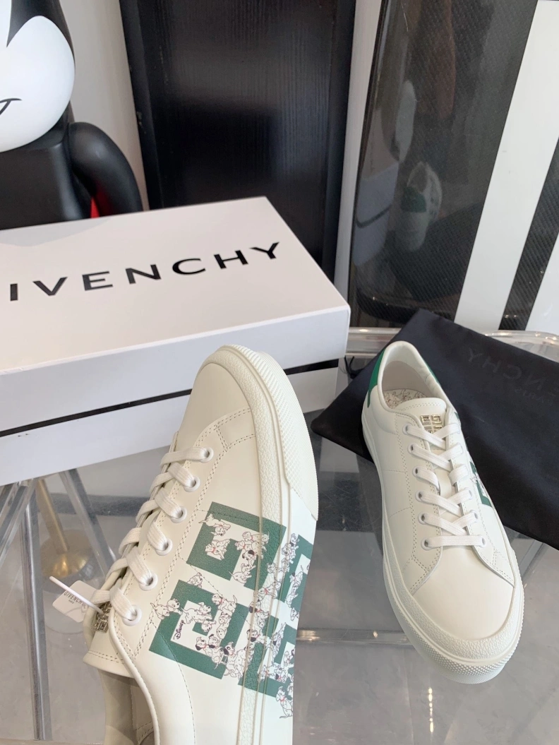 Gxvxnchy Sneakers SportInspired 151760