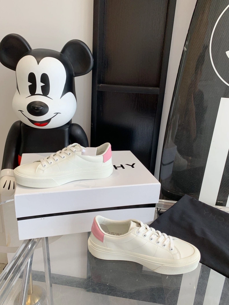 Gxvxnchy Sneakers Versatile 151749
