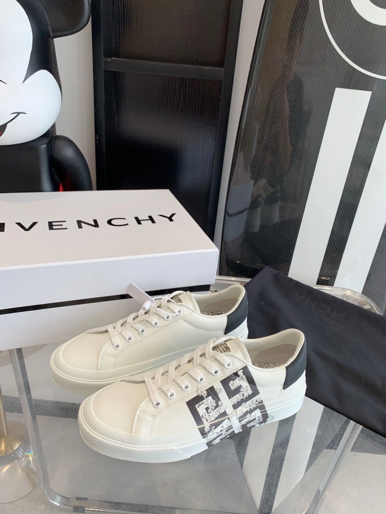 Gxvxnchy Sneakers Durable 151762