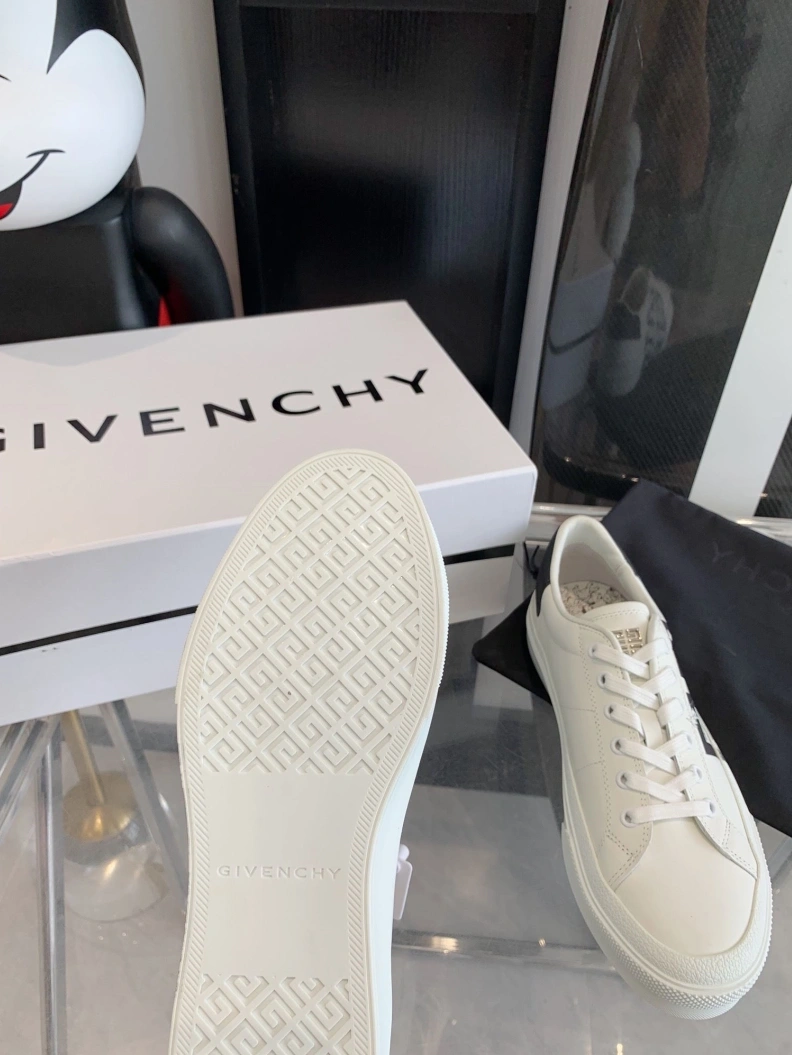 Gxvxnchy Sneakers Durable 151762