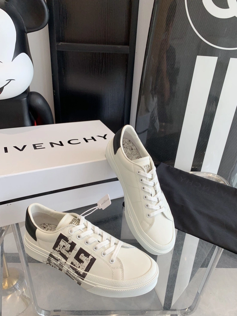 Gxvxnchy Sneakers Durable 151762