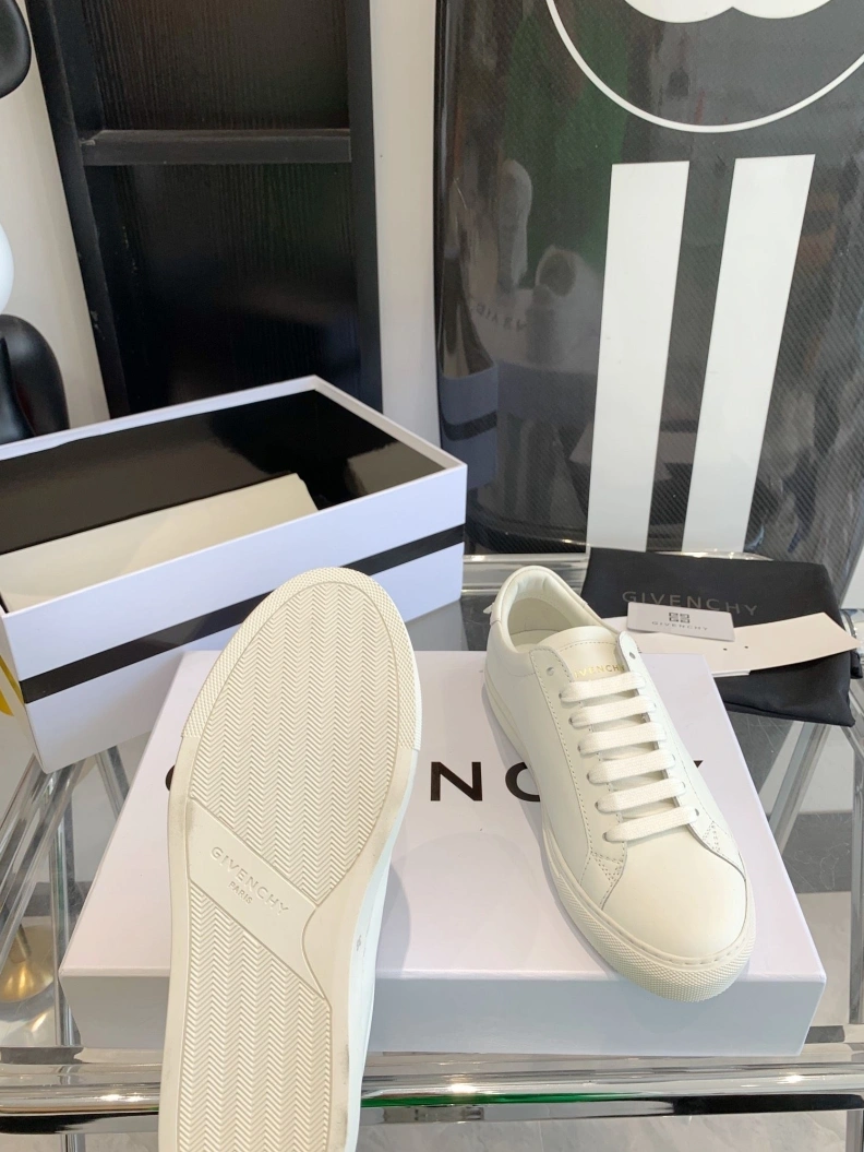 Gxvxnchy Sneakers Durable 151728