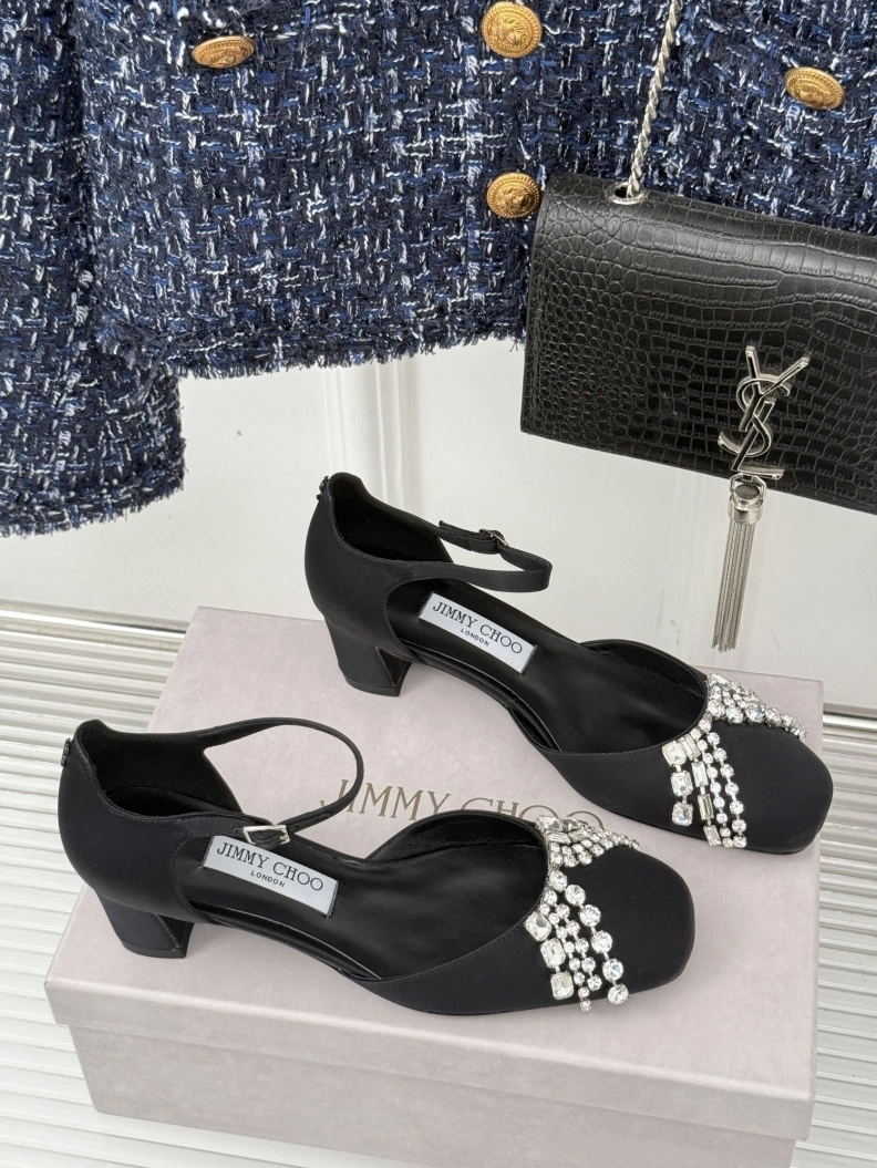 Unique Chxnxl Sandals 117861