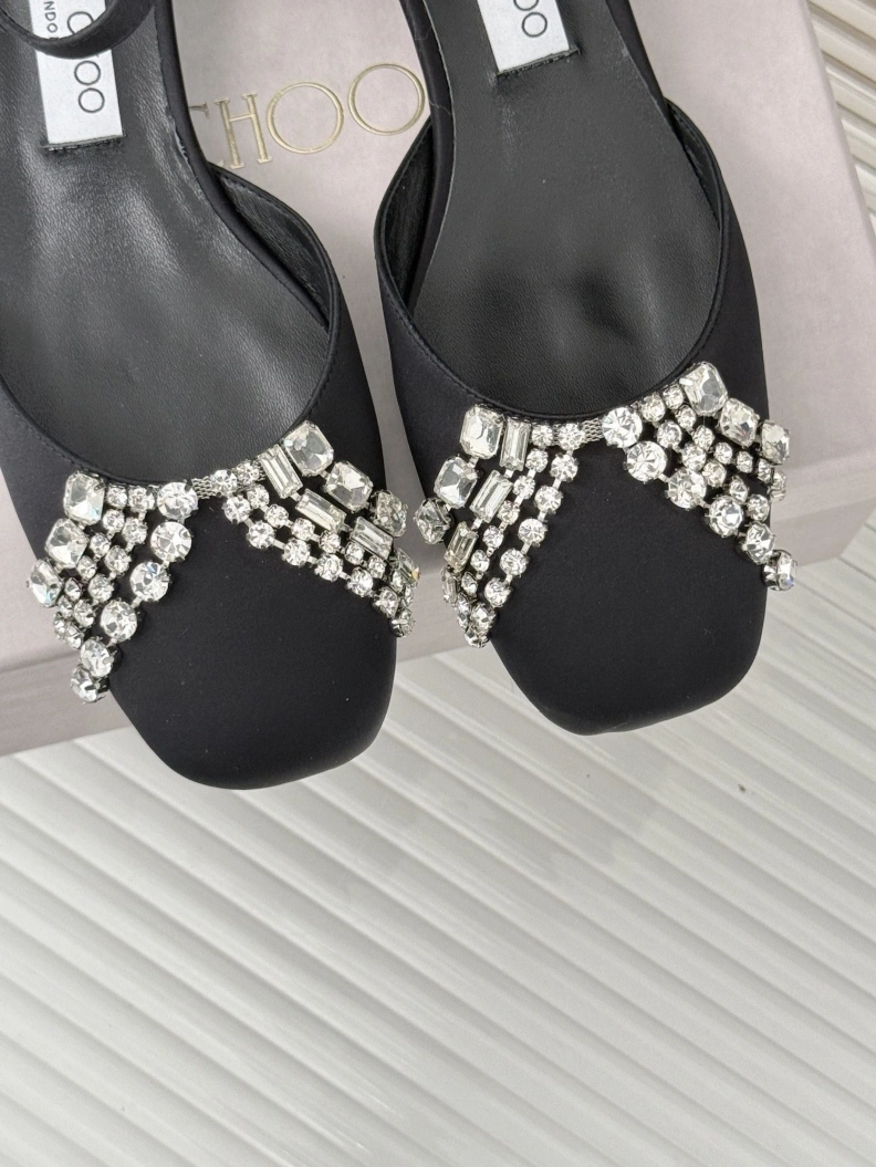 Unique Chxnxl Sandals 117861