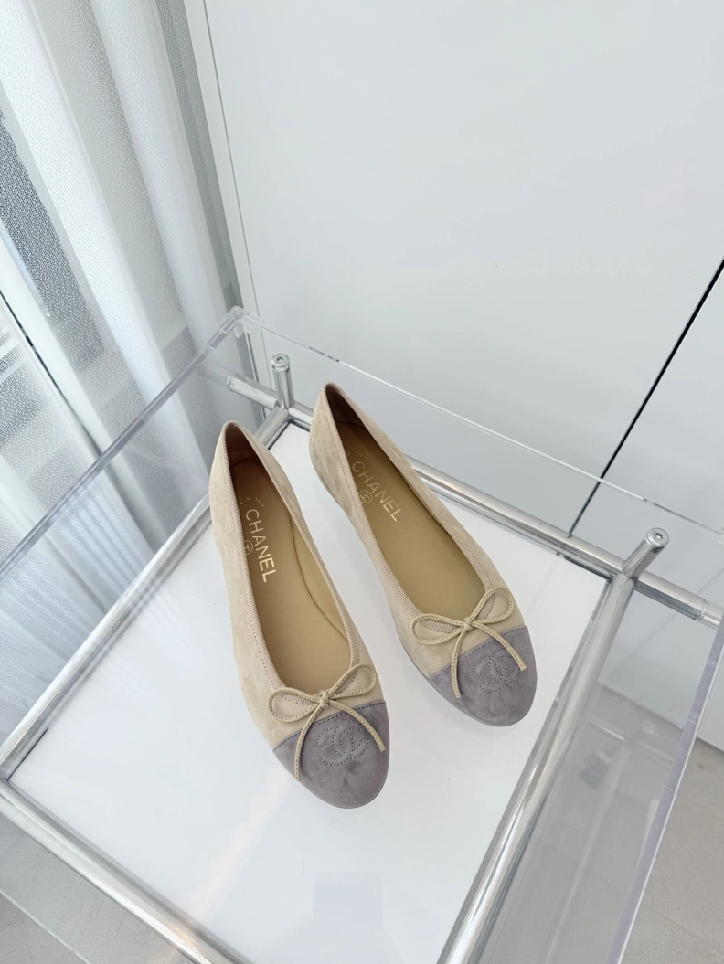 Bright Chxnxl Flat Shoes 117906