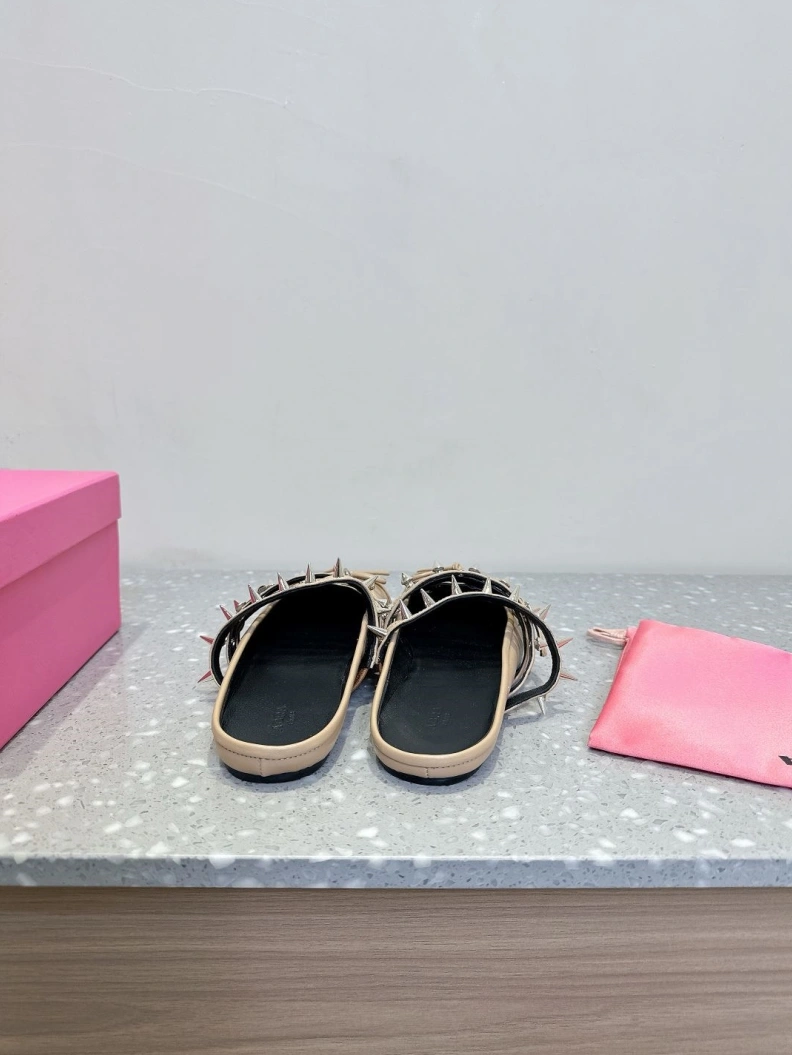 Modern Othxr Slippers 209572