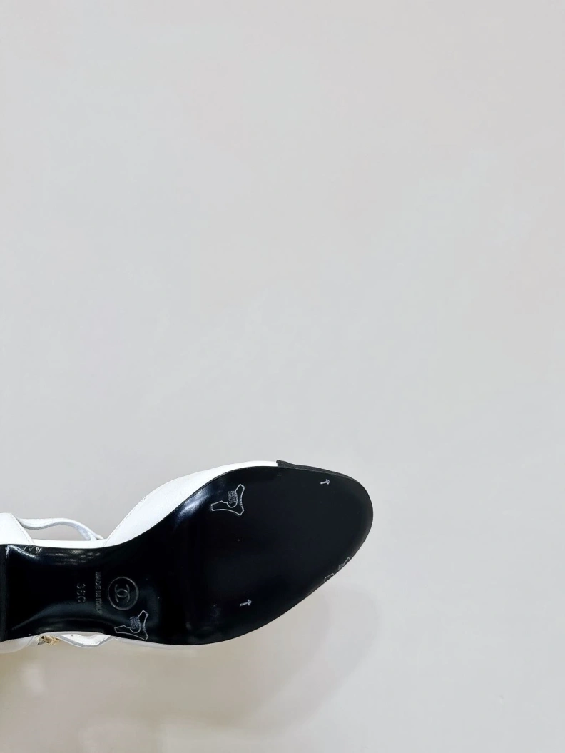 EyeCatching Chxnxl Flat Shoes 117882