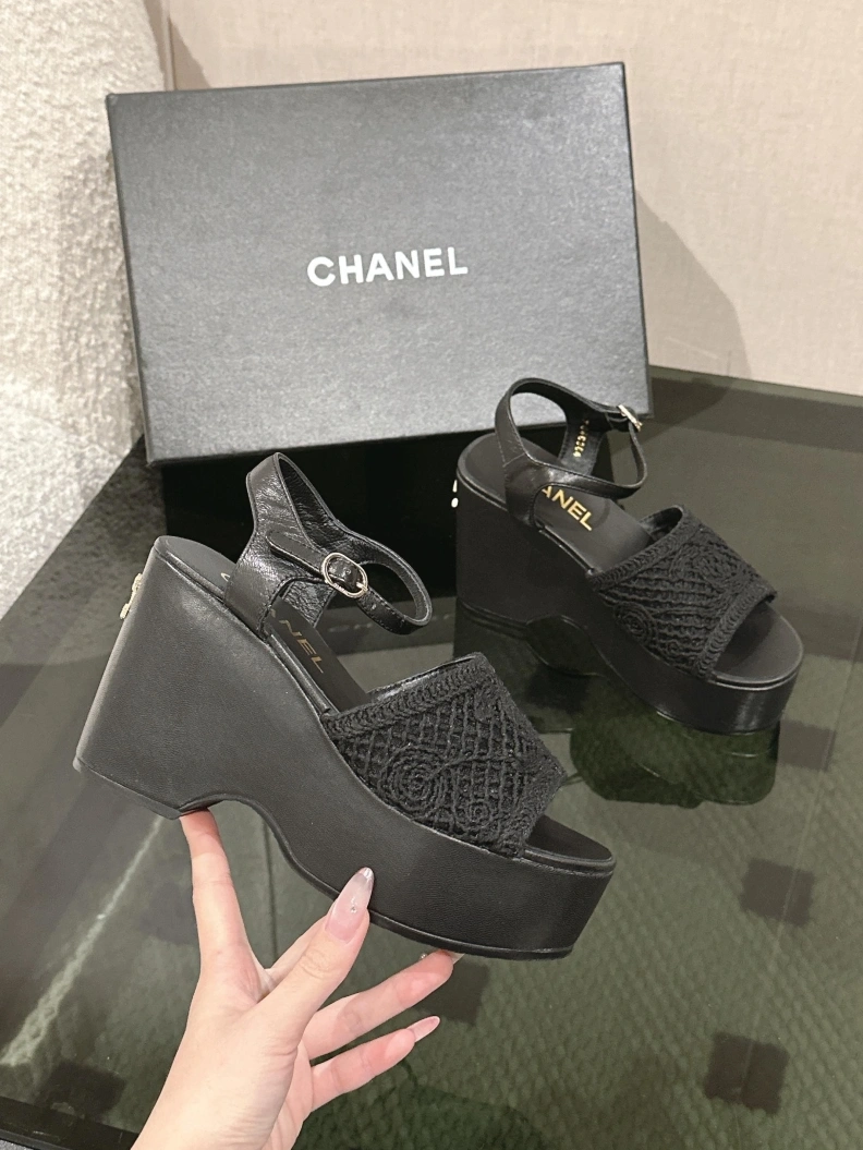 Stylish Chxnxl Sandals 117856