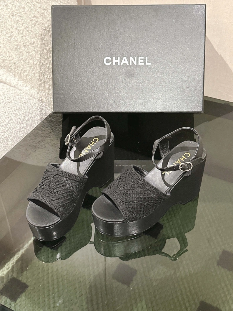 Stylish Chxnxl Sandals 117856