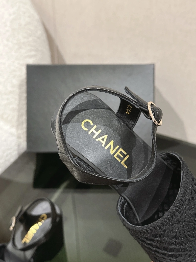 Stylish Chxnxl Sandals 117856