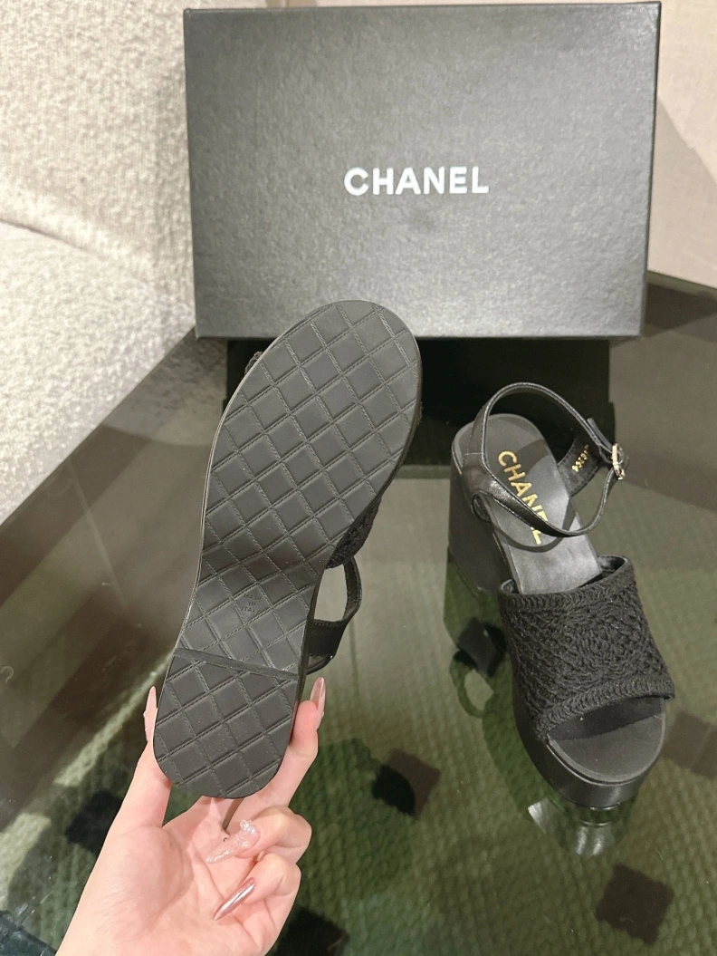 Stylish Chxnxl Sandals 117856