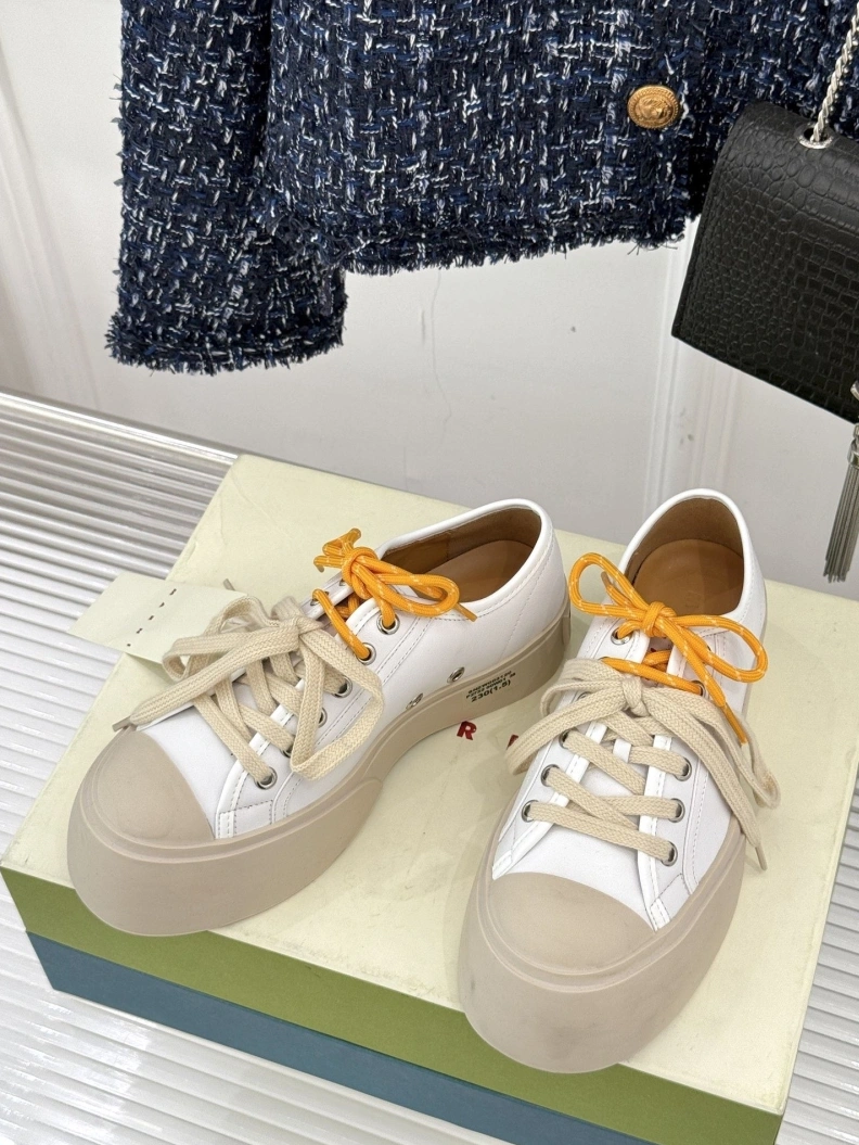 NewStyle Othxr Sneakers 208889