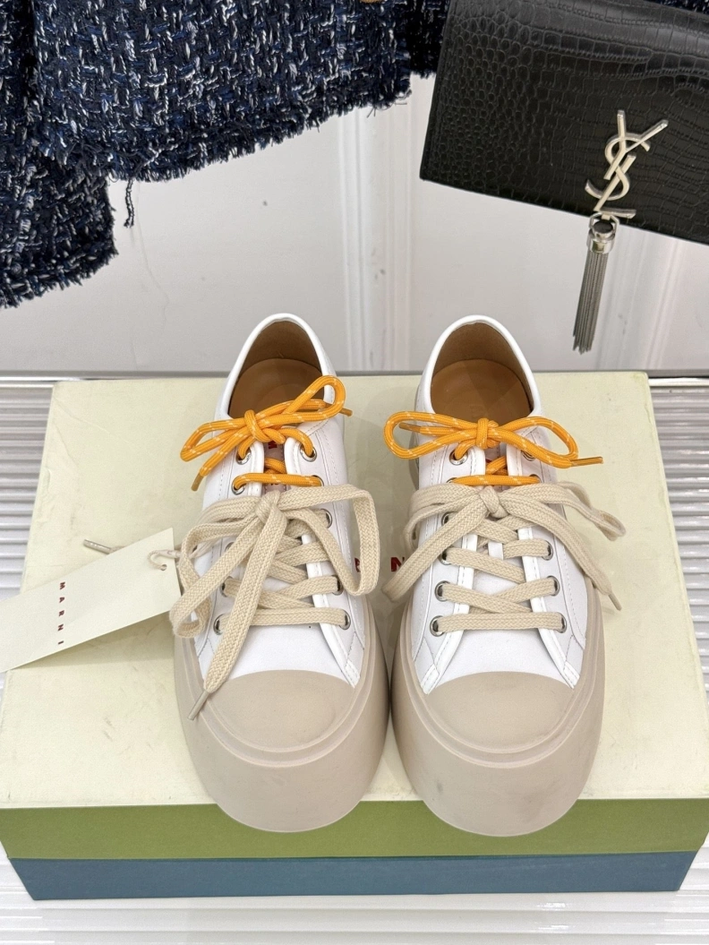 NewStyle Othxr Sneakers 208889
