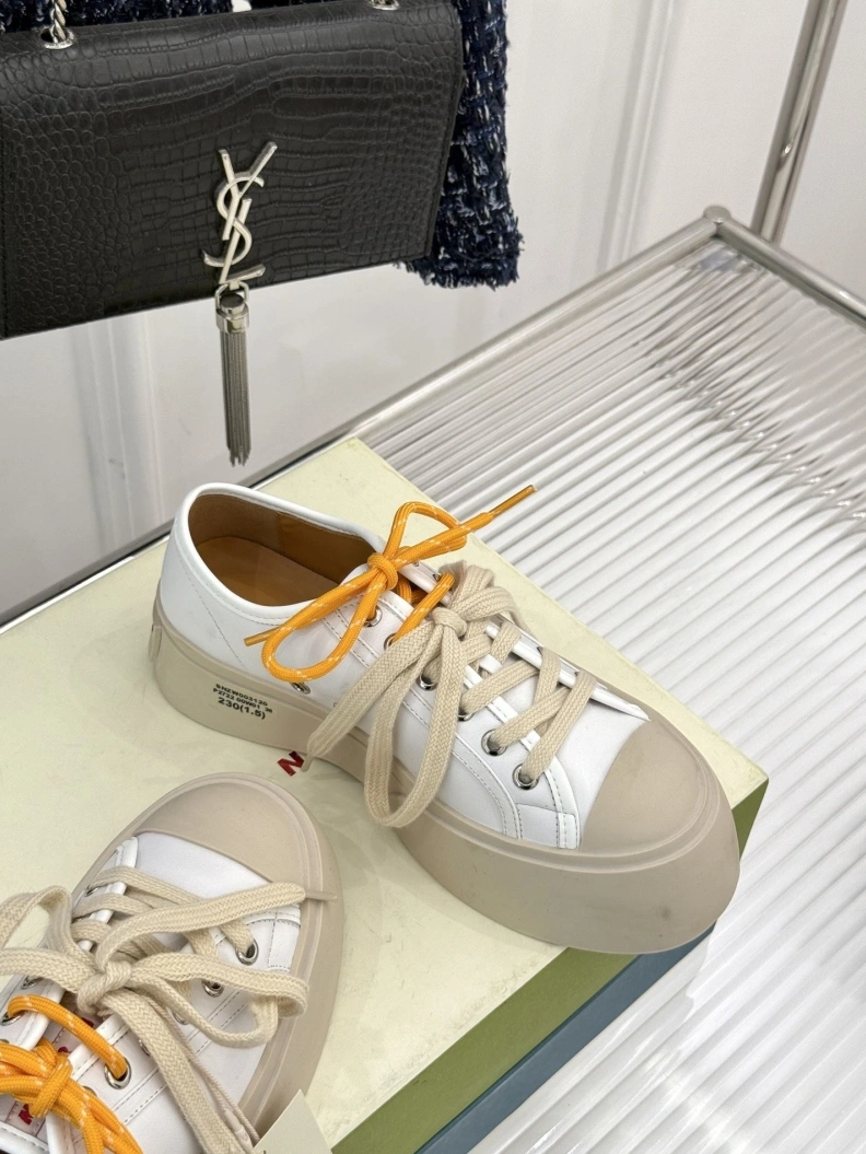 NewStyle Othxr Sneakers 208889