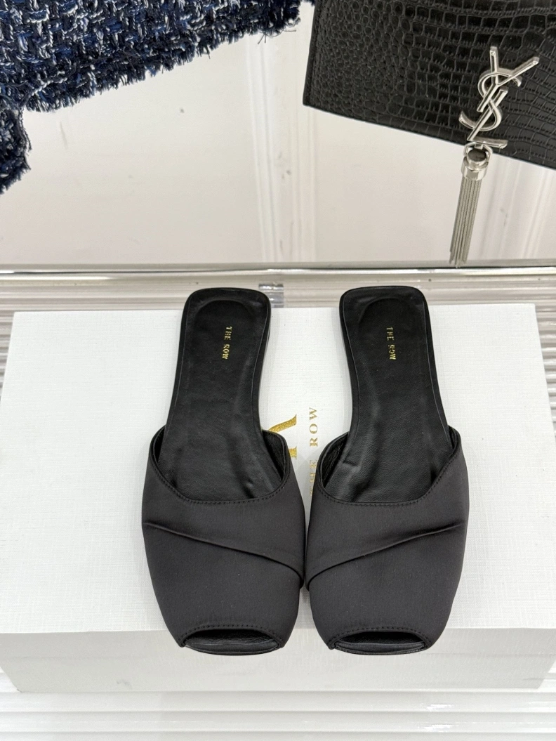 TopPick Othxr Slippers 209574