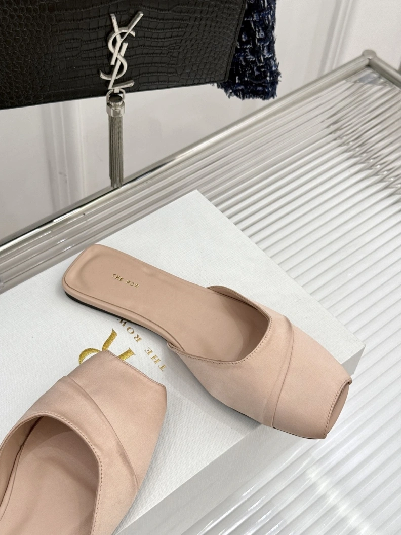 Classic Othxr Slippers 209575