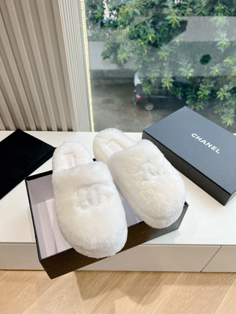 NewStyle Chxnxl Slippers 127114
