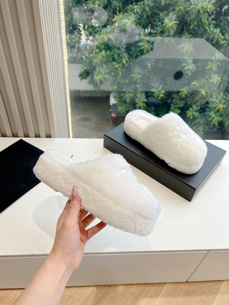 NewStyle Chxnxl Slippers 127114