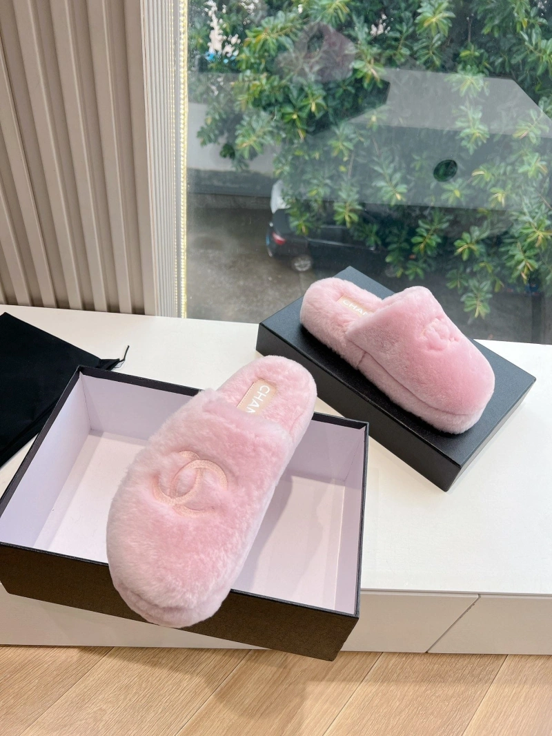 Efficient Chxnxl Slippers 127112