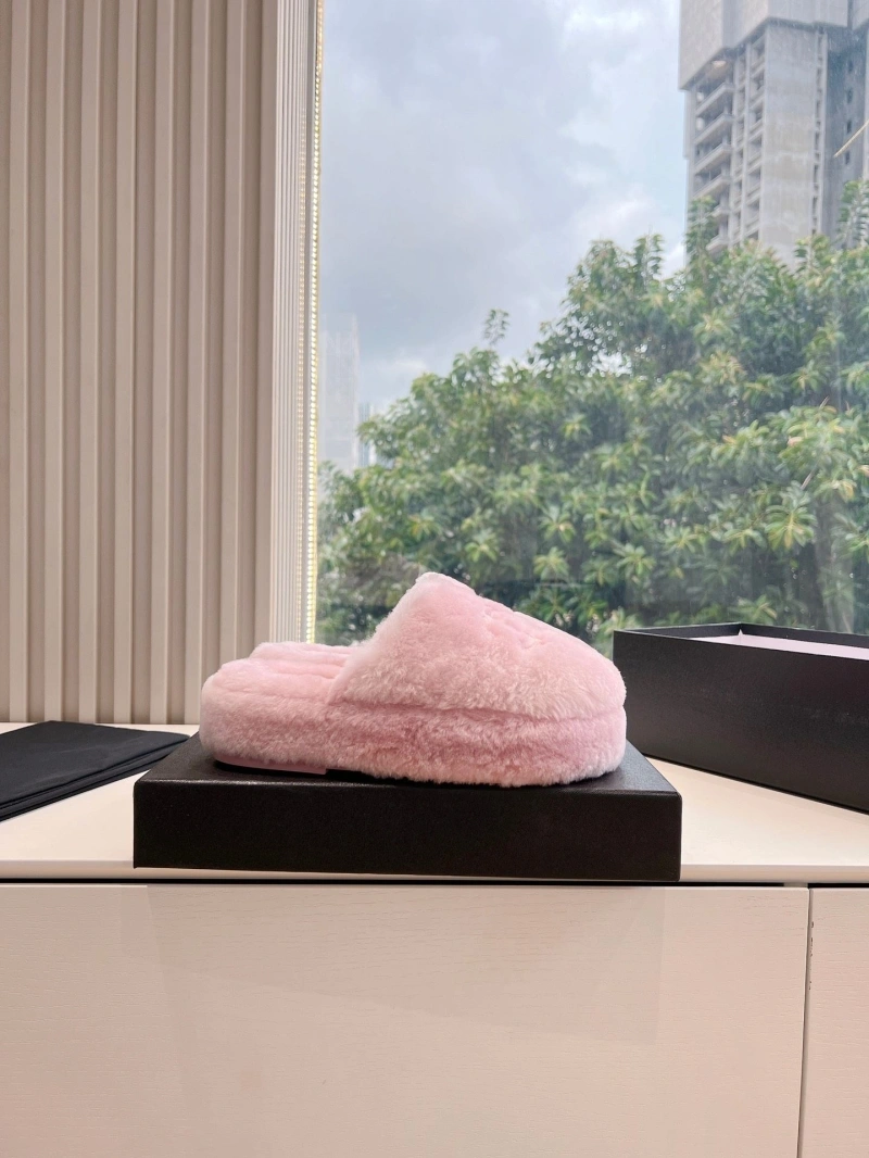 Efficient Chxnxl Slippers 127112