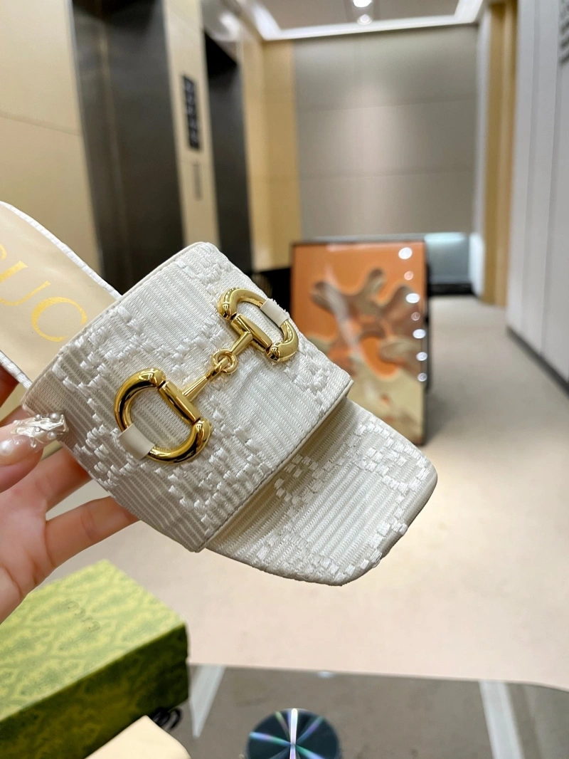Durable Gxccx Slippers 161675
