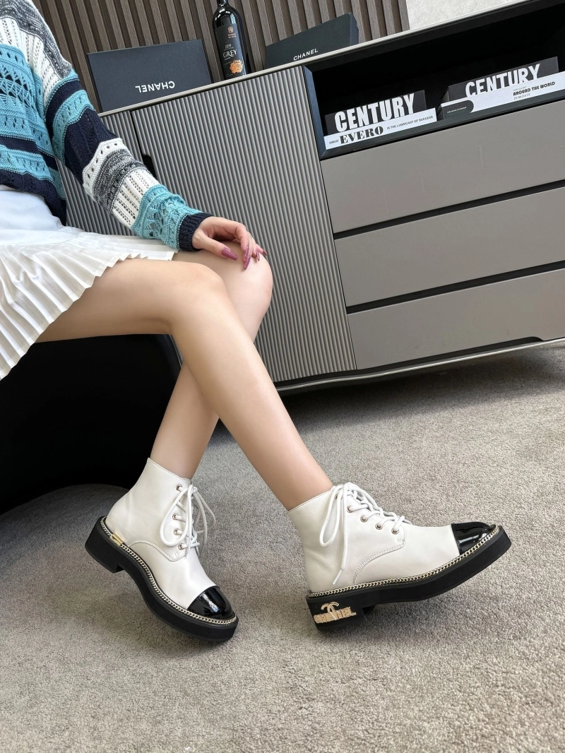 Trendy Chxnxl Boots 127348