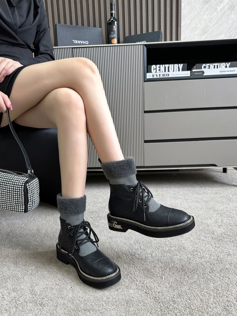 Comfortable Chxnxl Boots 127334