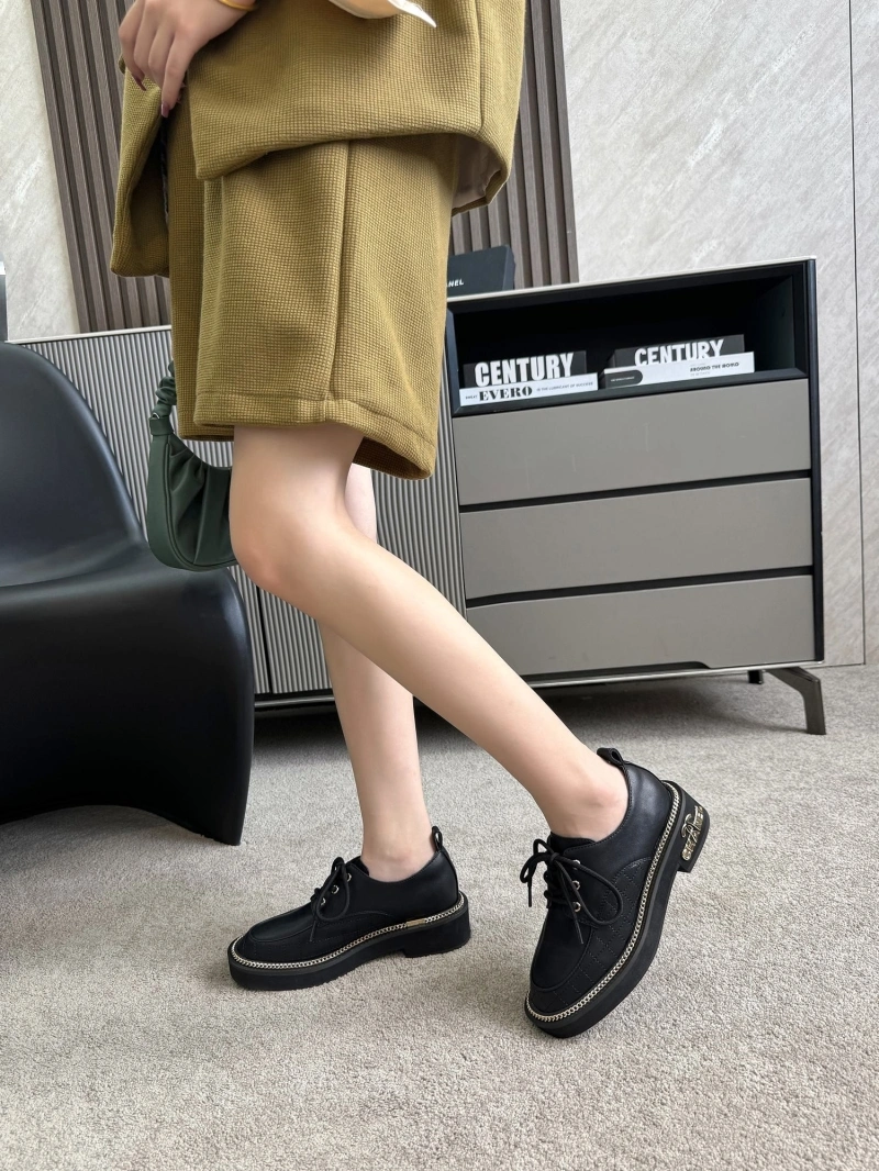 ModernLook Chxnxl Sneakers 127073