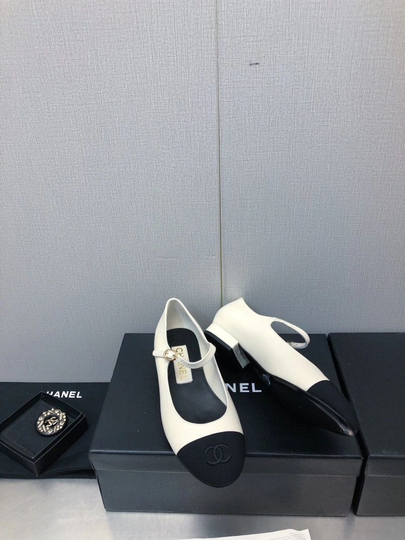 Trendsetting Chxnxl Flat Shoes 127237