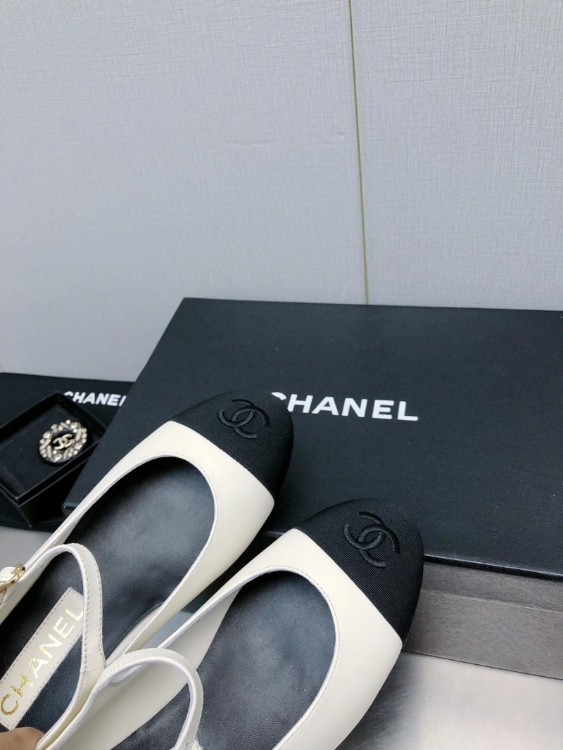 Trendsetting Chxnxl Flat Shoes 127237