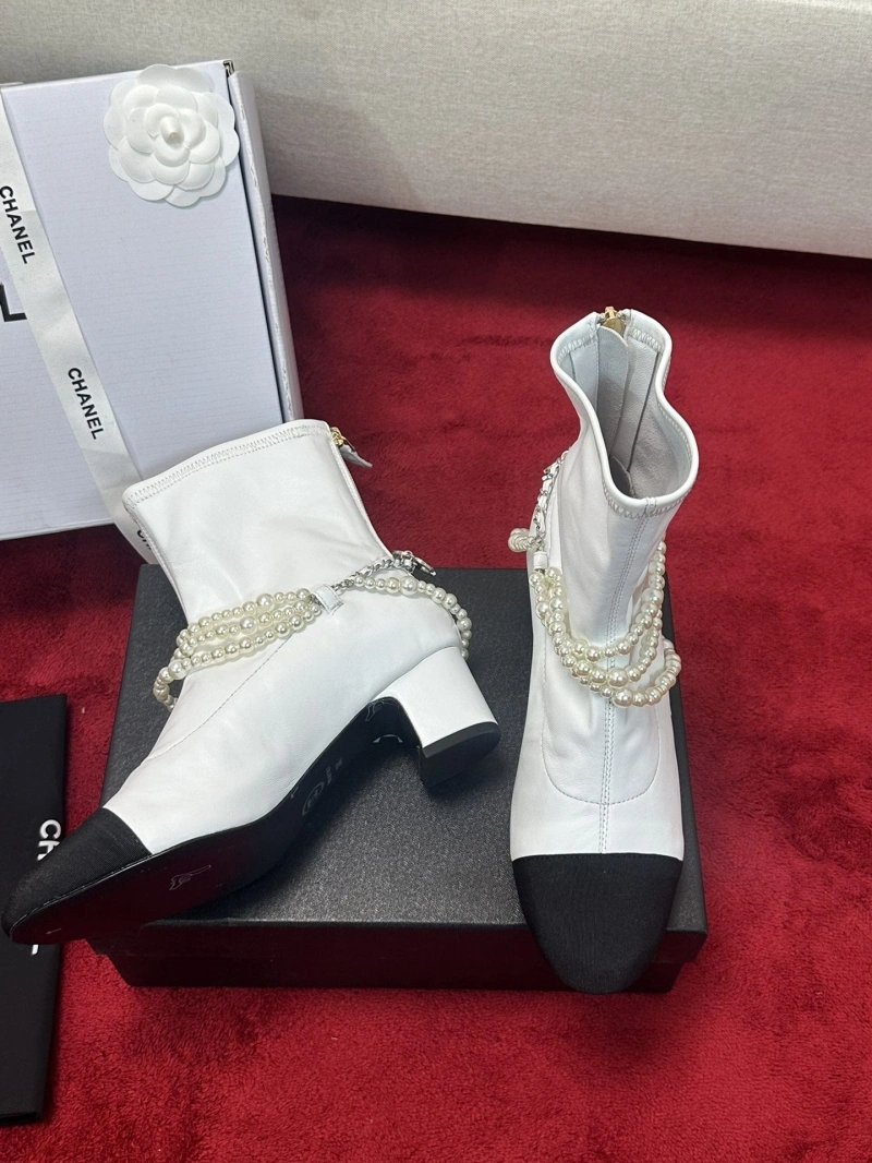 WellDesigned Chxnxl Boots 127327