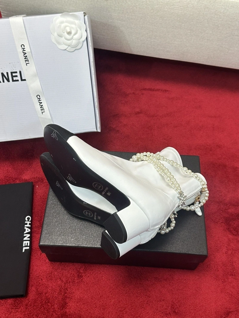 WellDesigned Chxnxl Boots 127327
