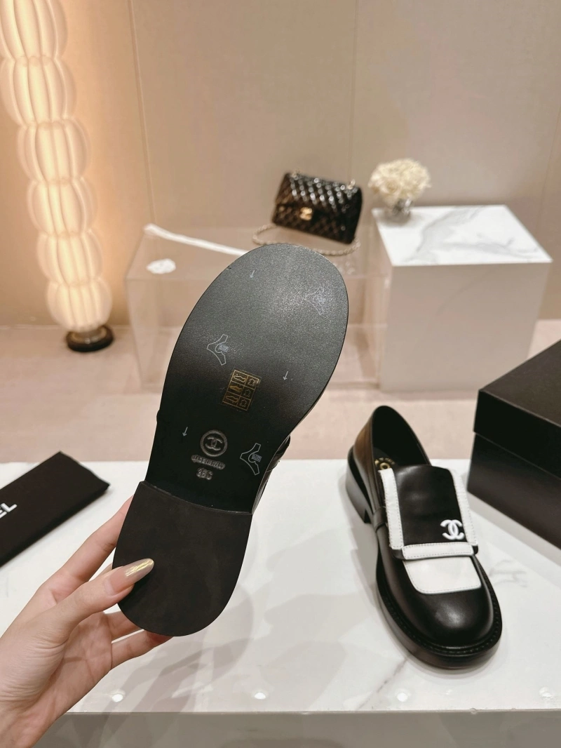 Chxnxl Leather Shoes Bold 127153