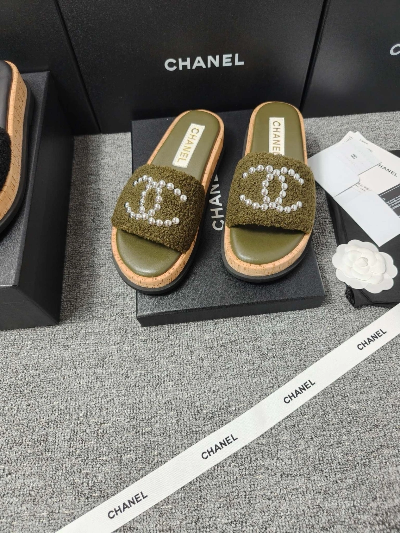 Affordable Chxnxl Slippers 127098