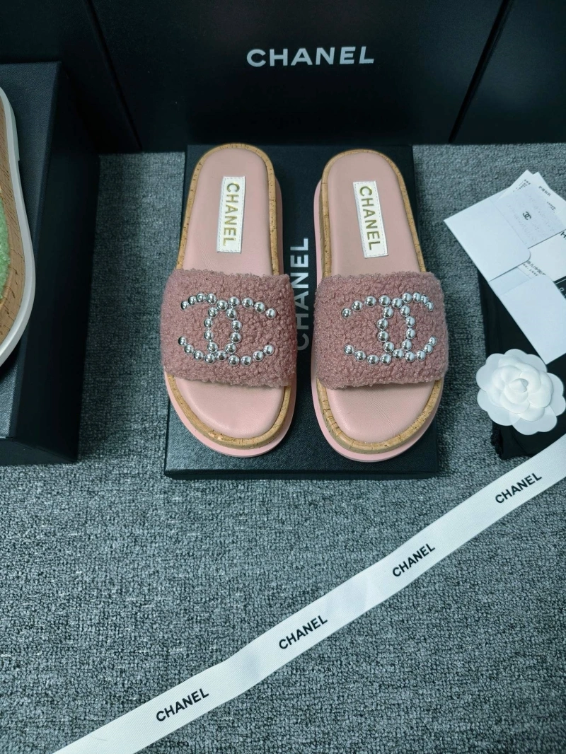 Refined Chxnxl Slippers 127094