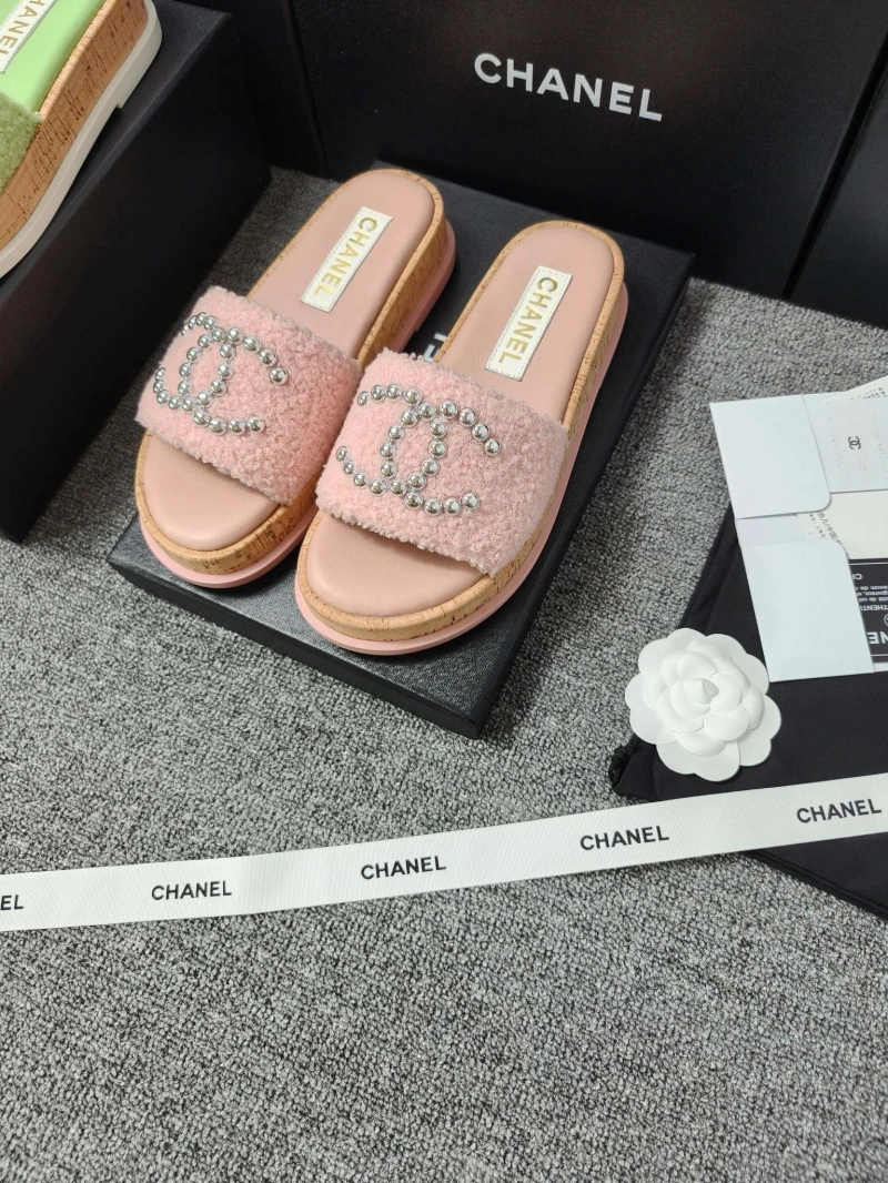 Flexible Chxnxl Slippers 127093