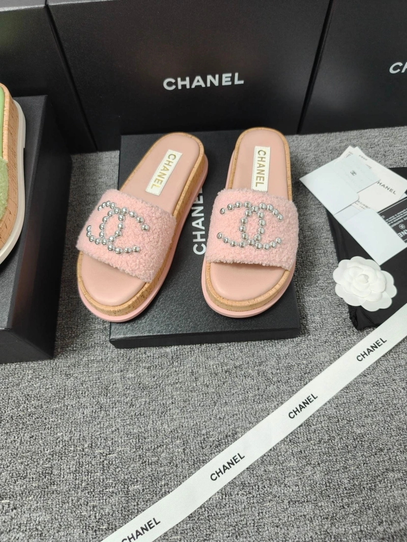 Flexible Chxnxl Slippers 127093