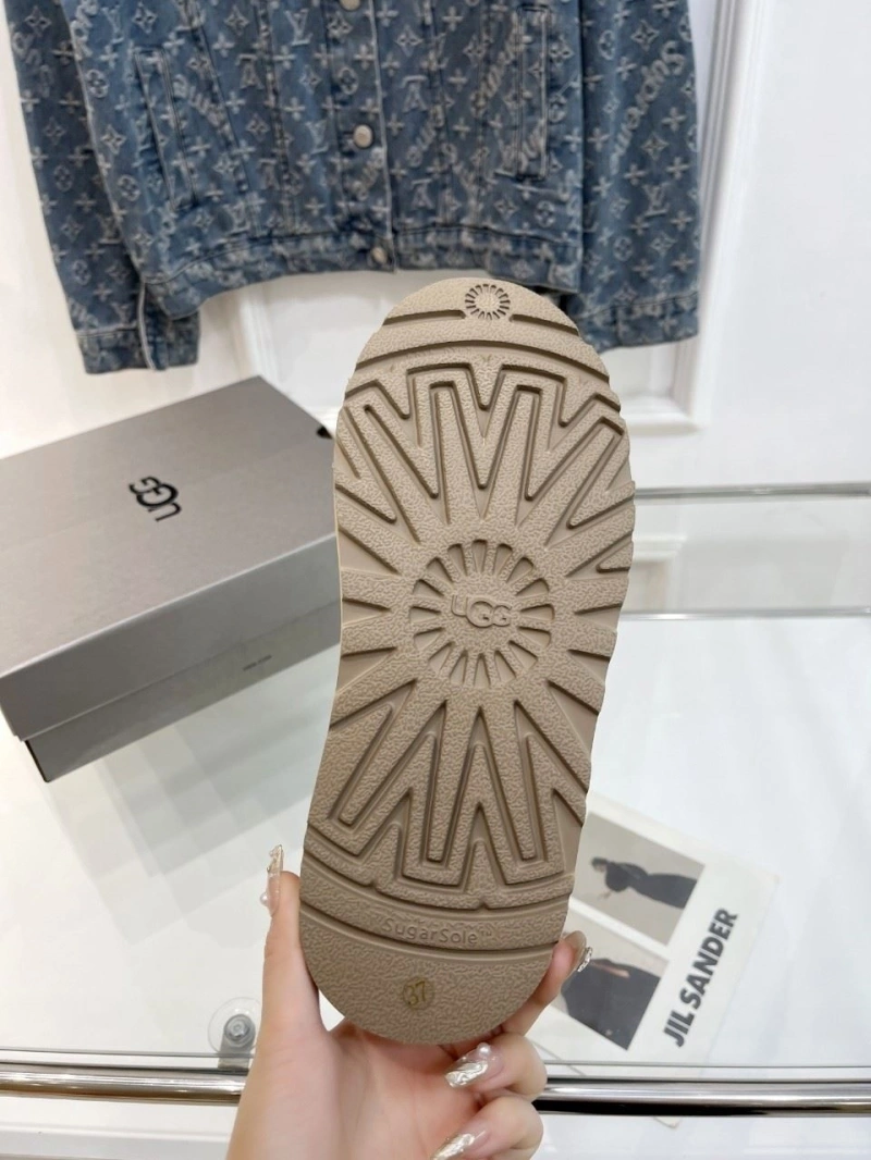 Modern UGX Boots 228620