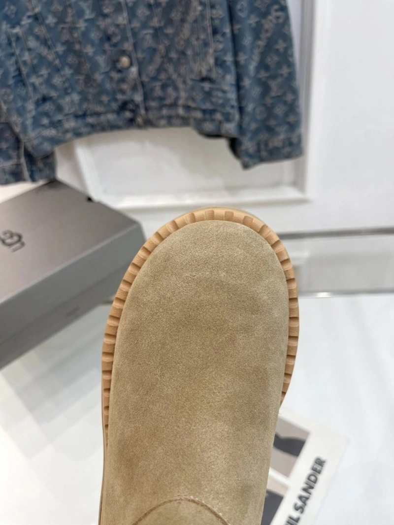 Affordable UGX Boots 228616