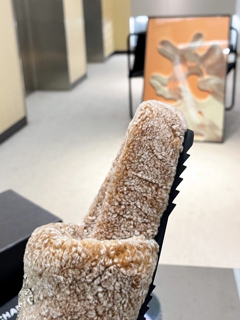 EasyMatch Chxnxl Slippers 127089