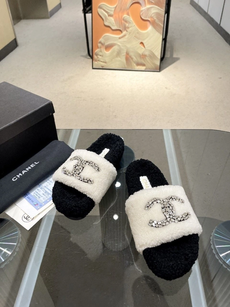 NewStyle Chxnxl Slippers 127084